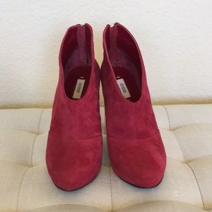 Guess ankle boots